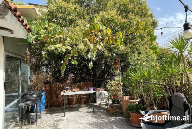 Shtepi me qera Apartament ne Tirane, 2+1, Mobilimi E mobiluar, Pagesa 750  Euro.