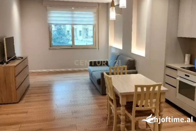 Shtepi me qera 1+1 ne Tirane - 800 Euro