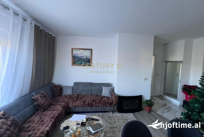 Shtepi ne shitje 2+1 ne Tirane - 130,000 Euro