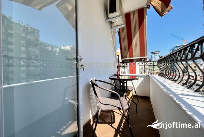 Shtepi ne shitje Apartament ne Tirane, 2+1, Mobilimi E mobiluar, Pagesa 279,000  Euro.