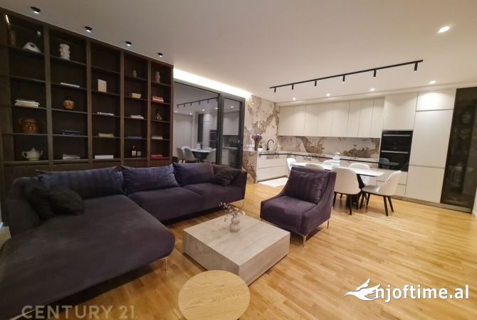 Casa in vendita 3+1 a Tirana - 486,000 Euro