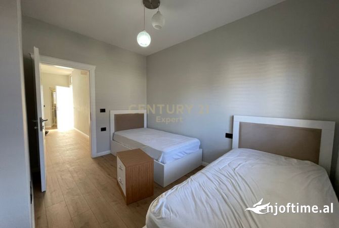 Shtepi me qera Apartament ne Tirane, 2+1, Mobilimi E mobiluar, Pagesa 600  Euro.