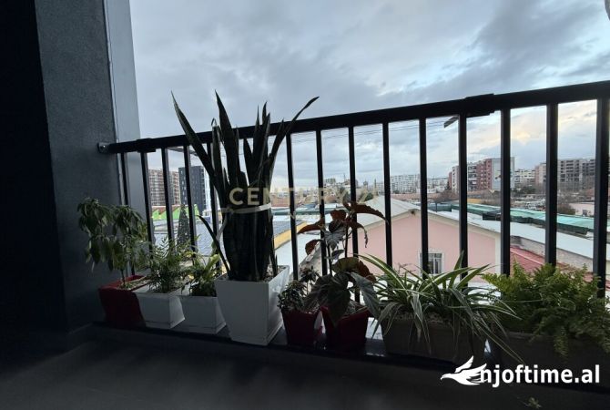 Shtepi ne shitje Apartament ne Tirane, 2+1, Mobilimi E mobiluar, Pagesa 209,000  Euro.