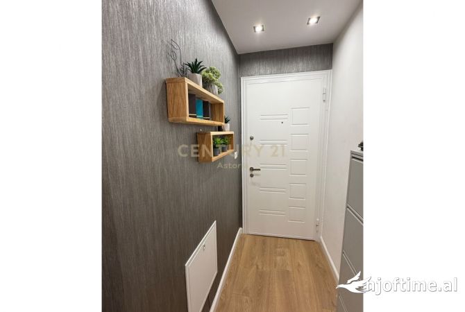 Shtepi me qera Apartament ne Tirane, 1+1, Mobilimi E mobiluar, Pagesa 650  Euro.