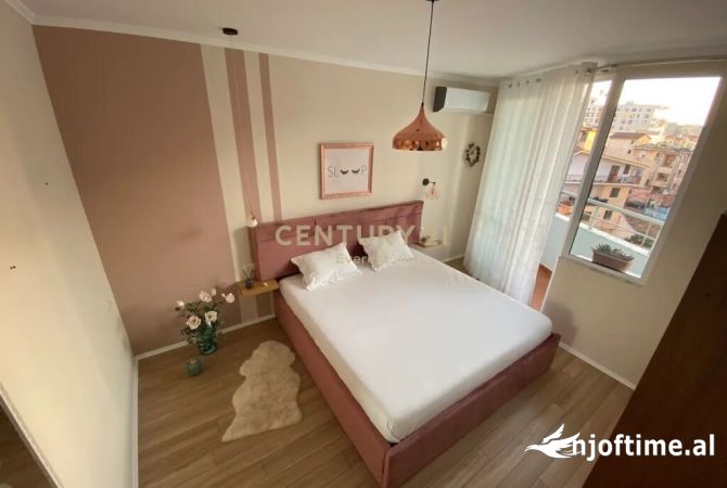 Shtepi me qera Apartament ne Tirane, 1+1, Mobilimi E mobiluar, Pagesa 650  Euro.