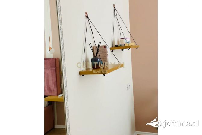 Shtepi me qera Apartament ne Tirane, 1+1, Mobilimi E mobiluar, Pagesa 650  Euro.