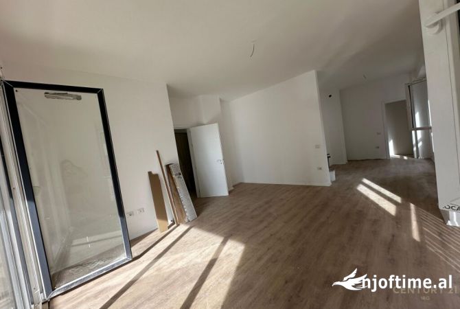Shtepi ne shitje 3+1 ne Tirane - 230,000 Euro