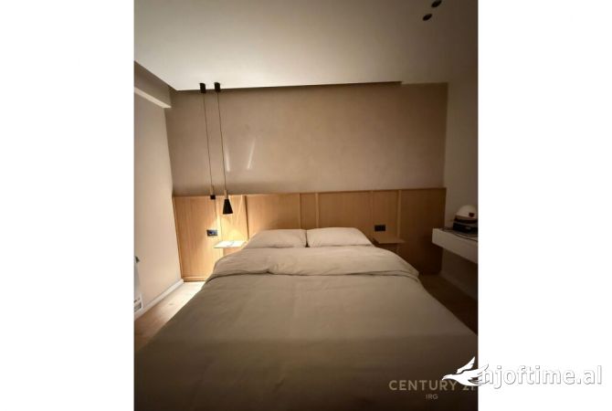 Shtepi ne shitje Apartament ne Tirane, 1+1, Mobilimi E mobiluar, Pagesa 188,000  Euro.