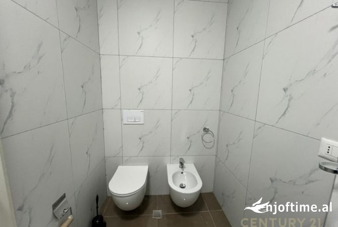 Shtepi me qera Apartament ne Tirane, 1+1, Mobilimi E mobiluar, Pagesa 550  Euro.