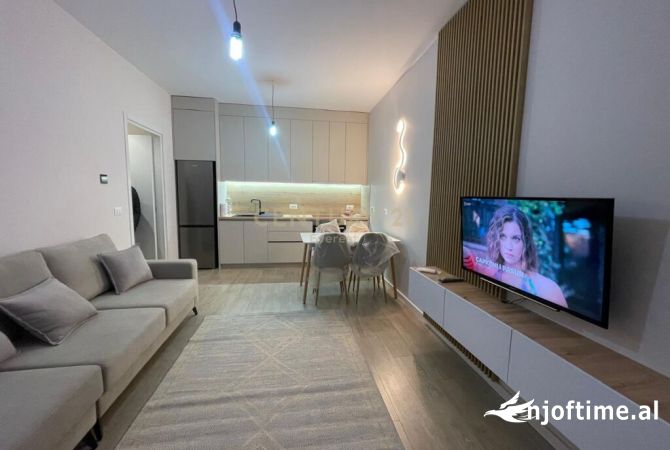 Shtepi me qera 2+1 ne Tirane - 600 Euro