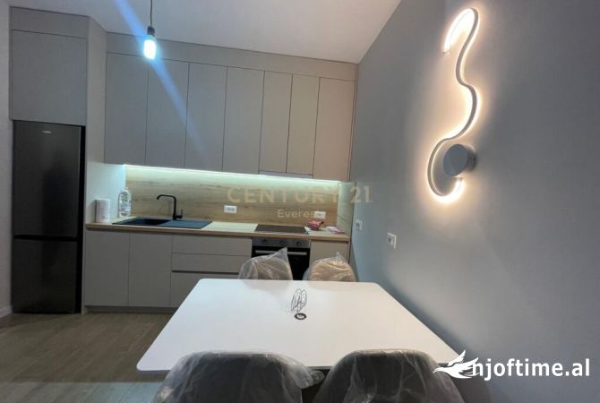 Shtepi me qera 2+1 ne Tirane - 600 Euro