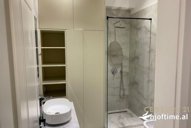 Shtepi me qera Apartament ne Tirane, 1+1, Mobilimi E mobiluar, Pagesa 500  Euro.