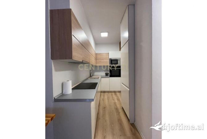 Shtepi me qera Apartament ne Tirane, 1+1, Mobilimi E mobiluar, Pagesa 550  Euro.