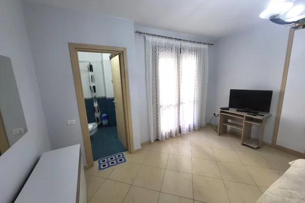Shtepi me qera Apartament ne Tirane, 2+1, Mobilimi E mobiluar, Pagesa 650  Euro.