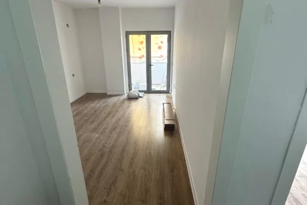 Shtepi me qera 1+1 ne Tirane - 450 Euro