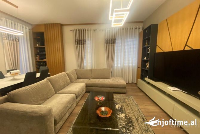 Shtepi ne shitje 2+1 ne Tirane - 207,000 Euro