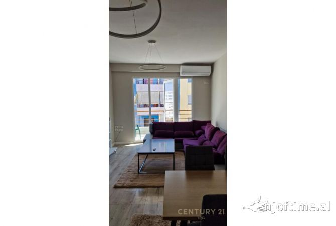 Shtepi me qera 2+1 ne Tirane - 450 Euro