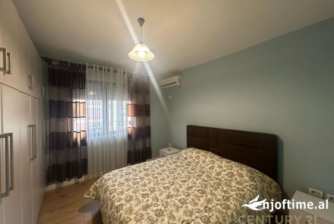 Shtepi me qera Apartament ne Tirane, 1+1, Mobilimi E mobiluar, Pagesa 550  Euro.