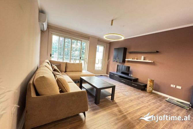 Shtepi me qera 2+1 ne Tirane - 600 Euro