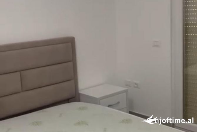 Shtepi me qera 2+1 ne Tirane - 500 Euro