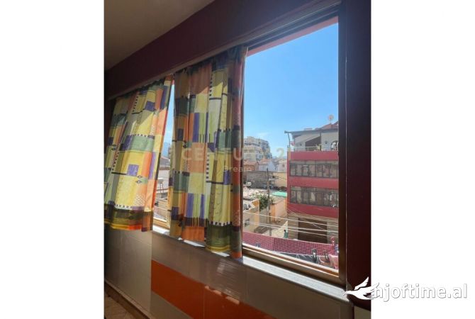 Shtepi me qera Apartament ne Tirane, 1+1, Mobilimi E mobiluar, Pagesa 430  Euro.