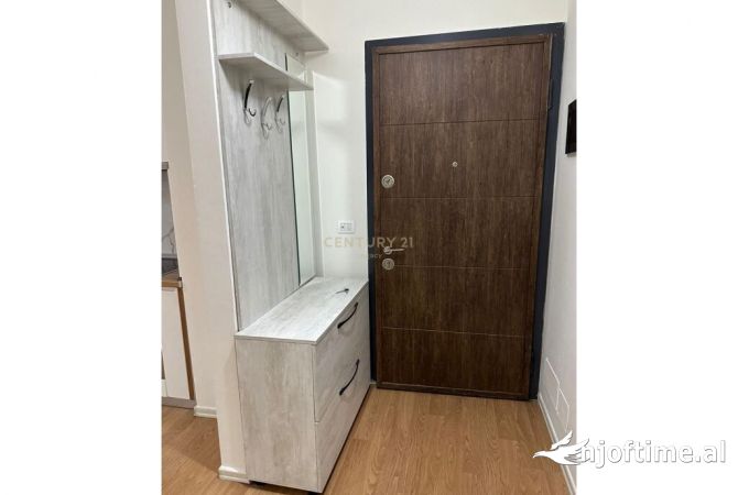 Shtepi me qera Apartament ne Tirane, 1+1, Mobilimi E mobiluar, Pagesa 500  Euro.