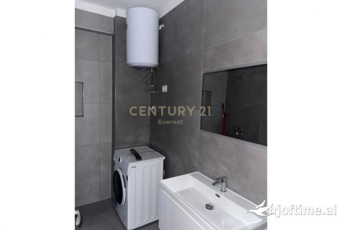 Shtepi me qera Apartament ne Tirane, 2+1, Mobilimi E mobiluar, Pagesa 650  Euro.