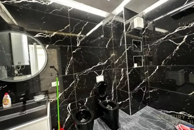 Shtepi me qera Apartament ne Tirane, 2+1, Mobilimi E mobiluar, Pagesa 900  Euro.