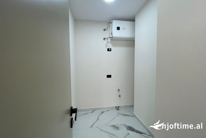 Shtepi ne shitje 3+1 ne Tirane - 380,000 Euro
