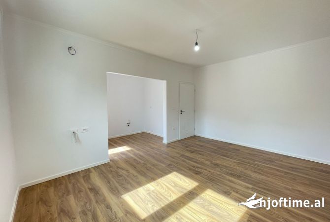 Shtepi ne shitje 2+1 ne Tirane - 148,000 Euro