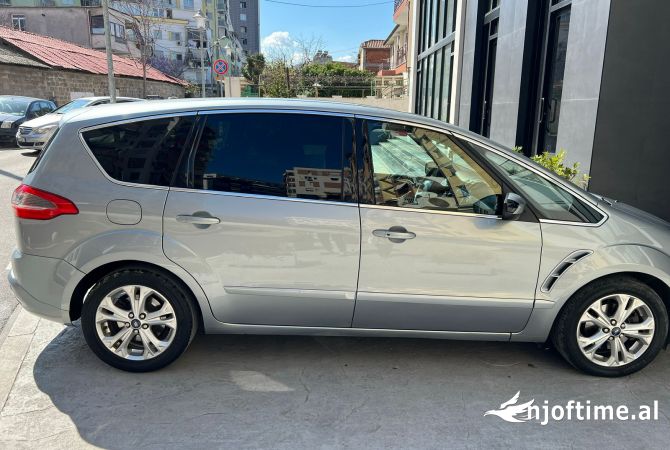 Makina ne shitje ne Tirane - 6,500 Euro
