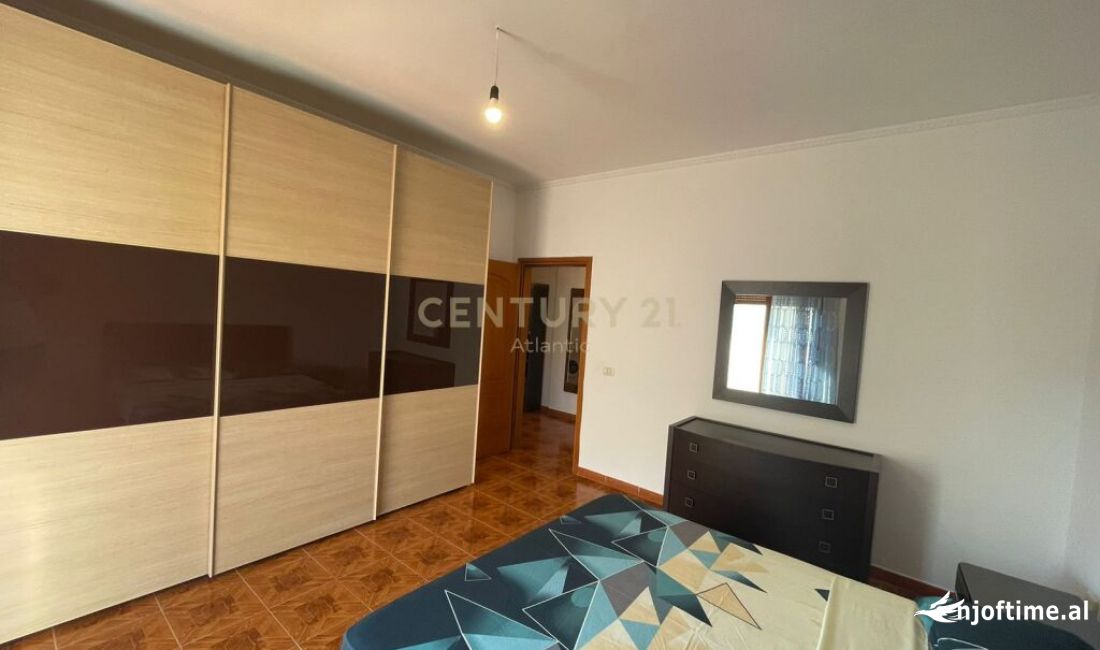Shtepi me qera Apartament ne Durres, 1+1, Mobilimi E mobiluar, Pagesa 280  Euro.