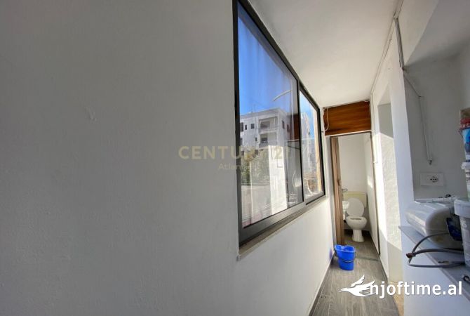 Shtepi ne shitje Apartament ne Durres, 2+1, Mobilimi E mobiluar, Pagesa 1,290,000  Euro.