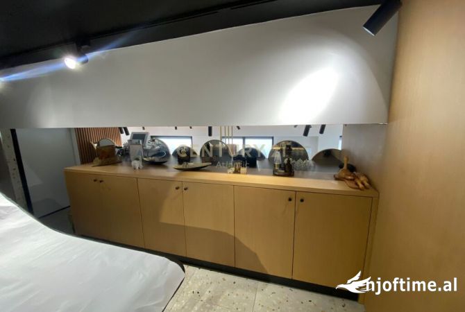 SHITET BIZNESI QENDER ESTETIKE DURRES !! 75,000 Euro