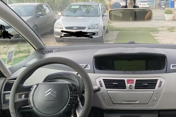 Cars for sale in Durres, Citroen, 2007 Diesel,Kambio Automatik Payment 3,000  Euro.