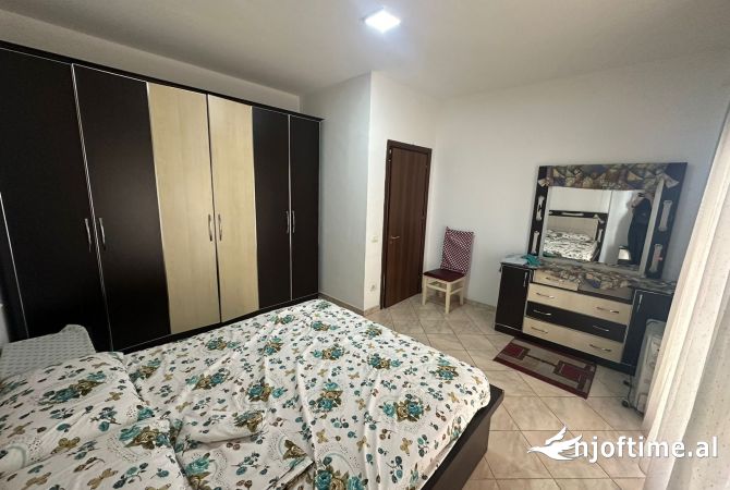 Shtepi me qera 2+1 ne Tirane - 500 Euro