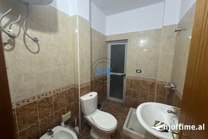 Shtepi me qera 1+1 ne Durres - 350 Euro