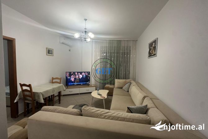 Shtepi me qera 1+1 ne Durres - 350 Euro
