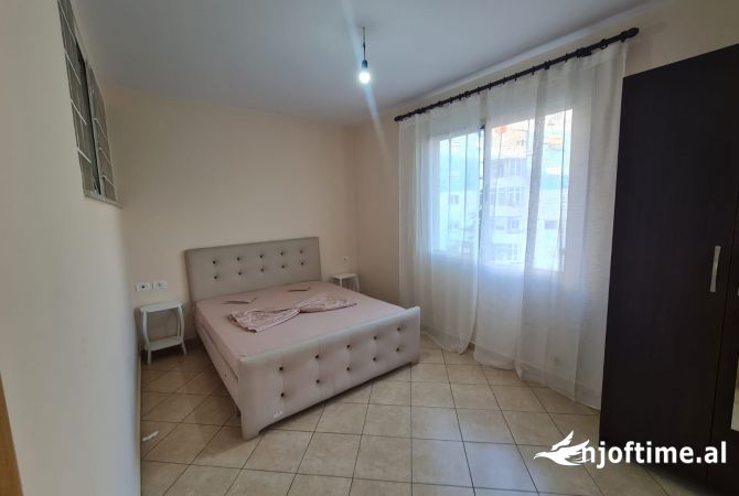 Shtepi me qera 2+1 ne Tirane - 600 Euro