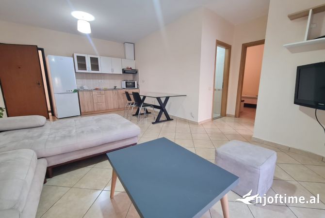 Shtepi me qera 2+1 ne Tirane - 600 Euro