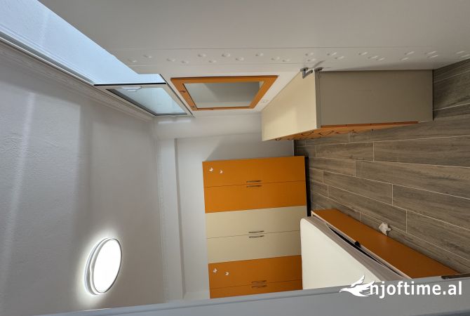 Shtepi me qera Apartament ne Tirane, 2+1, Mobilimi E mobiluar, Pagesa 90,000  Leke.