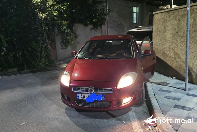 Auto in Vendita  a Tirana - 3,700 Euro