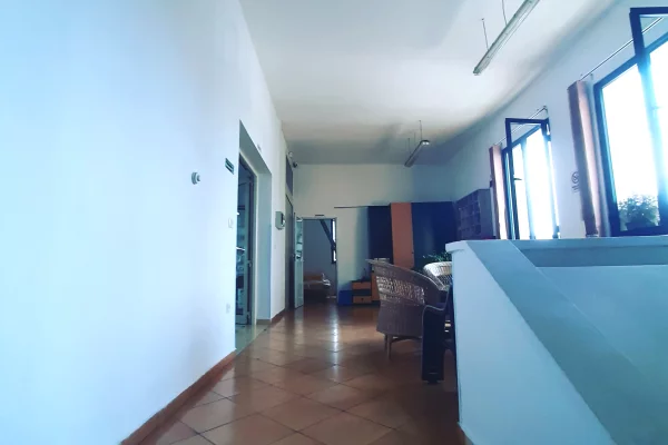 Objekt komercial me qira