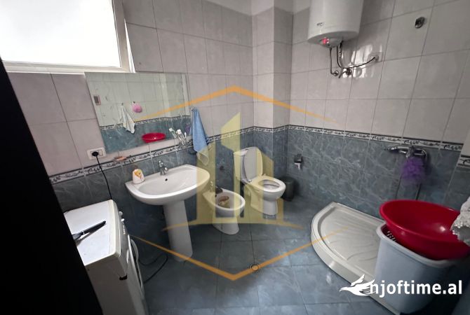 Shtepi ne shitje Apartament ne Tirane, 1+1, Mobilimi E mobiluar, Pagesa 137,700  Euro.