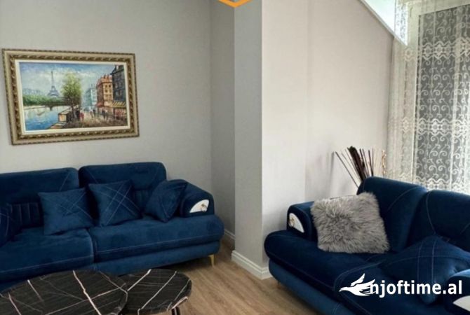 Shtepi me qera Apartament ne Tirane, 2+1, Mobilimi E mobiluar, Pagesa 800  Euro.