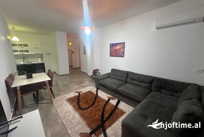 Shtepi me qera 1+1 ne Tirane - 600 Euro
