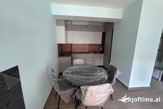 Shtepi me qera 1+1 ne Tirane - 550 Euro