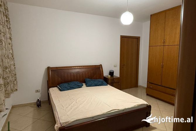 Shtepi me qera 2+1 ne Tirane - 500 Euro