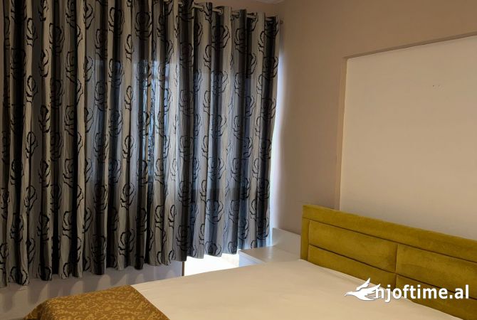 Shtepi me qera 2+1 ne Tirane - 650 Euro