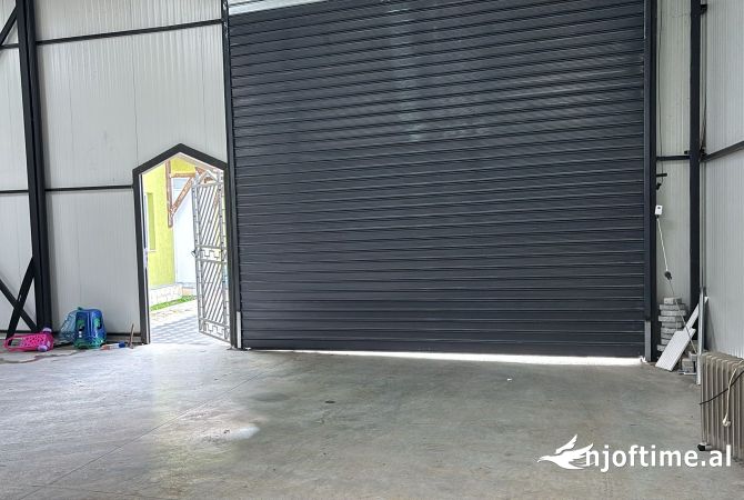 Magazine me qira Vore 1.3 km larg autostrades !